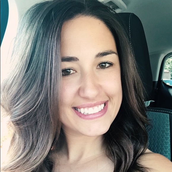 Meet your Posher, Kalie - Picture 1 of 1